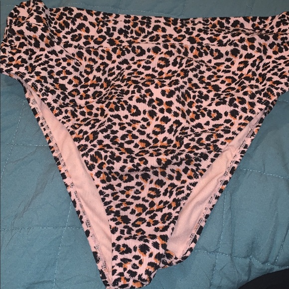 SOLD - Picture 1 of 1